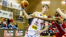 Momentka z utkání Pardubic (bílá) a Jindřichova Hradce Momentka z utkání Pardubic (bílá) a Jindřichova Hradce