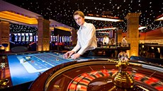 Jedním z krupiérů v Casinu Admiral ve Strážném je Iosip Clepacec. Jedním z krupiérů v Casinu Admiral ve Strážném je Iosip Clepacec.