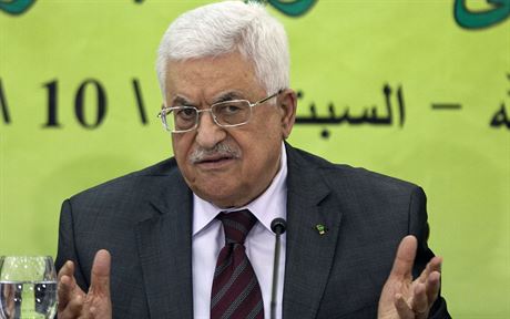 Palestinský prezident Mahmúd Abbás bhem jednání Fatahu (18. íjna 2014).