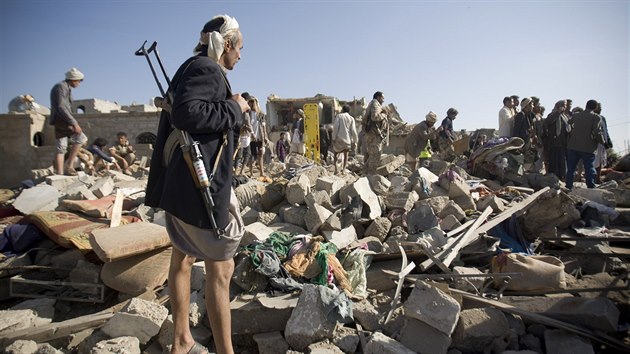 Nsledky nlet na jemenskou metropoli Sanaa (26. bezna 2015)