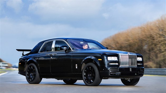 Prototyp SUV znaky Rolls-Royce