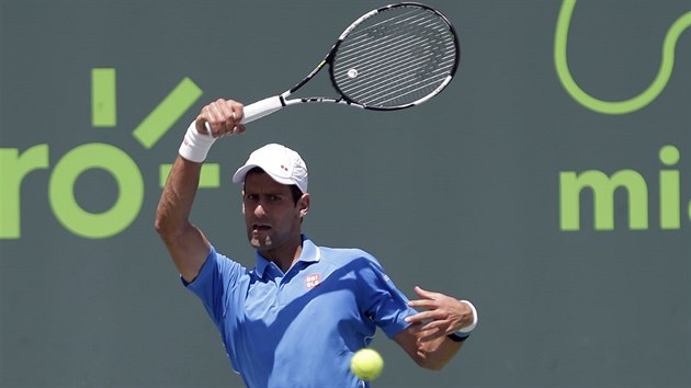 Novak Djokovi ve finle turnaje v Miami.