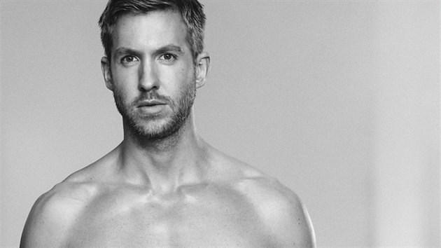 Calvin Harris v reklam na spodn prdlo Emporio Armani (2015)