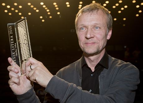 Autor Knihy roku Martin Reiner se svojí cenou