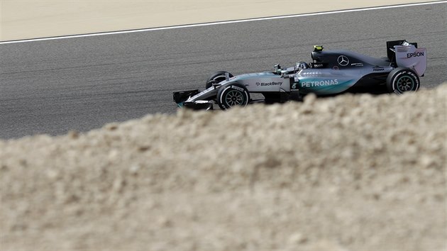 Nico Rosberg bhem trninku na Velkou cenu  Bahrajnu