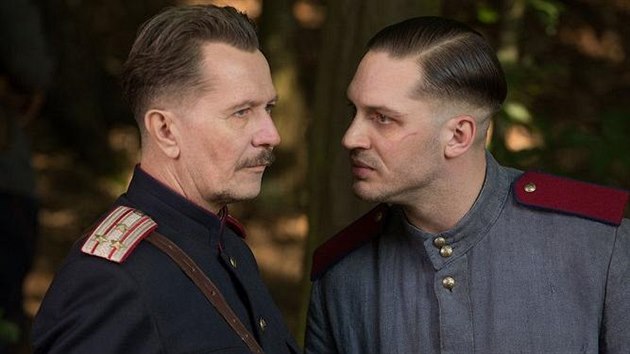 Gary Oldman a Tom Hardy ve filmu Dt slo 44