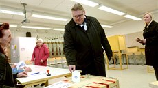 Pedseda Strany Fin Timo Soini odvolil v Espoo (19. dubna 2015).