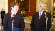 Pedsedou vlády byl Stanislav Gross jmenován 27. ervence 2004.
