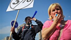 Odboráři nesouhlasí s tím, aby jim mzdy vzrostly jen o tři procenta. Odboráři nesouhlasí s tím, aby jim mzdy vzrostly jen o tři procenta.