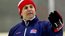 Vladimír Rika bhem tréninku hokejové reprezentace