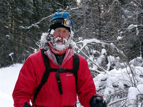 500 kilometr po zmrzlm Yukonu Honza Francke zvldnul. Tady jeho pou...
