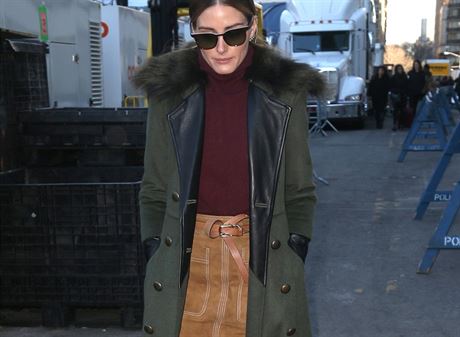 Mdn ikona Olivia Palermo nos semiovou midi sukni z Marks&Spencer ji od...