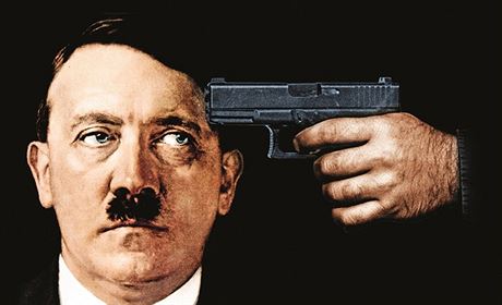 Historik a spisovatel Robert Kvaek otevírá téma Hitlerovy sebevrady.