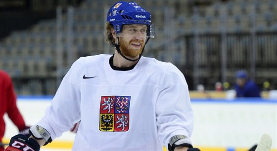 USMVAVÝ KAPITÁN.  Jakub Voráek na tréninku eské hokejové reprezentace.