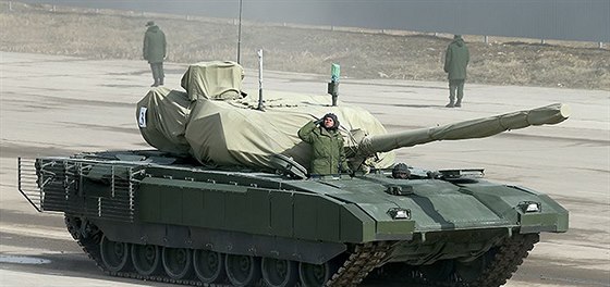 Nový ruský tank T-14 Armata