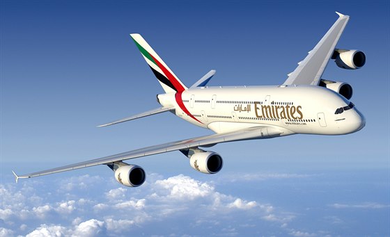 OBR. Airbus A380 je dlouhý 72,72 metru a má rozptí 79,75 metru.