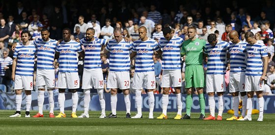 Fotbalisté QPR vzpomínají na obti tragédie v Bradfordu.