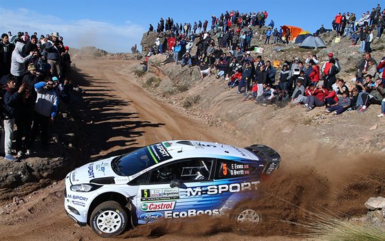 Elfyn Evans bhem Argentinské rallye