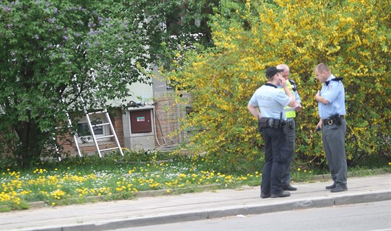 Policie nala pi zásahu proti extrémistm v Brn-Králov Poli výbuninu...