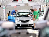 Montáž Škody Roomster ve výrobní hale automobilky v Kvasinách na Rychnovsku Montáž Škody Roomster ve výrobní hale automobilky v Kvasinách na Rychnovsku