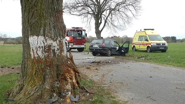 Smrteln nehoda u Popelna na Jindichohradecku.