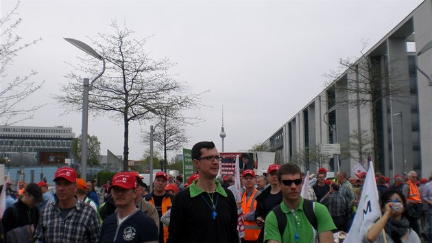 Protest nmeckch hornk v Berln proti nvrhu vldy pokutovat elektrrny za zniovn ovzdu (25. dubna 2015)