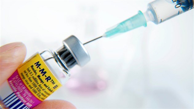 Vakcína MMR (proti spalnikám, píunicím a zardnkám)