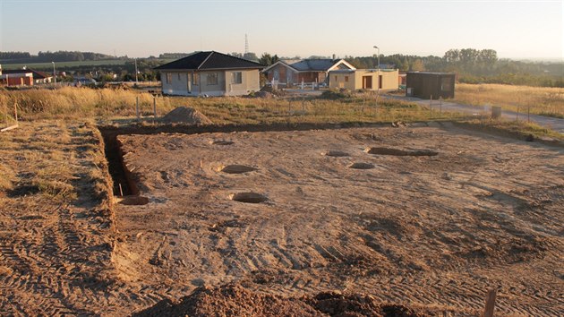 Archeologick objevy ve Strkch u Hradce Krlov (21.4.2015).