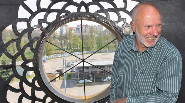 Zahájení výstav Restart a Domus v areálu Depo2015 v Plzni. Výtvarník Čestmír Suška a jeho objekty. (24. dubna 2015)