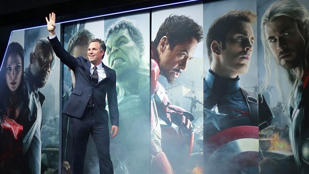 Mark Ruffalo na londnsk premie Avengers: Age of Ultron (21. dubna 2015)