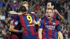Barcelonská radost ve tvrtfinále Ligy mistr proti Paíi.