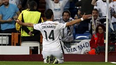 Javier Hernández z Realu Madrid slaví gól ve tvrtfinále Ligy mistr proti...