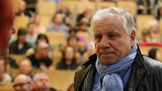 Lovec záhad, novinář a spisovatel Stanislav Motl Lovec záhad, novinář a spisovatel Stanislav Motl