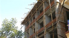 Domy v Pokhae sice vypadají velijak, ale na rozdíl od starých budov v...