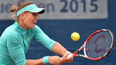 Lucie Hradecká bhem tvrtfinálového duelu Prague Open