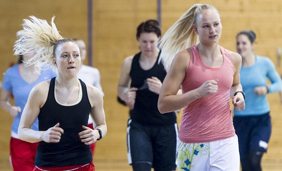 eské basketbalové reprezentantky trénovaly 6. kvtna v Nové Pace v rámci...