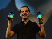 Viceprezident Xiaomi Hugo Barra pi pedstavovn novinky Mi4i v Novm Dill...