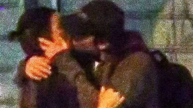 Bradley Cooper a Irina aikov pi romantick veern prochzce New Yorkem