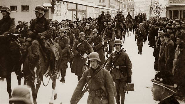 Jednotky wehrmachtu obsadily Nchod 15. bezna 1939. Snmek z Kladsk tdy podil nchodsk mal Karel af.