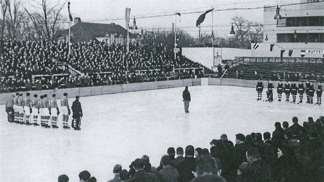 LEGENDRN TVANICE. Na tomto stadionu se odehrly hokejov ampionty v letech 1933, 1938, 1947 a 1959. V roce 1956 se tam dokonce hrlo i ME v basketbalu en.