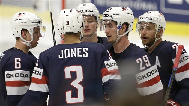 Glov radost hokejist USA v utkn s Dnskem