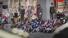 V loském roce se u pomníku jet konal hlavní vzpomínkový akt Slavností svobody. Do konce letoního dubna oba sedm metr vysoké pylony zmizí