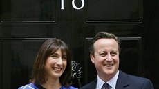 Osazení Downing Street íslo 10 se po volbách nezmní. Britský premiér David...