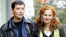 Pavel Kříž a Michaela Badinková budou mít v šestých Básnících syna. Pavel Kříž a Michaela Badinková budou mít v šestých Básnících syna.
