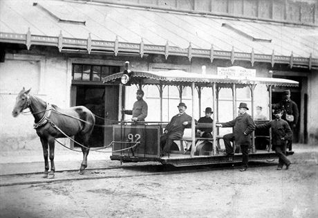 Poslední vz konspené tramvaje svezl Praany 12. kvtna 1905