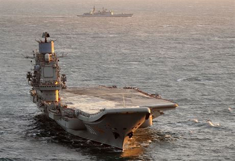 Ruská letadlová lo Admirál Kuzncov by podle sn ruských zbroja mla dostat...