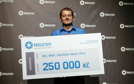 Staniclav Hencl, laureát ceny Neuron pro mladé vdce za rok 2015 v oboru...
