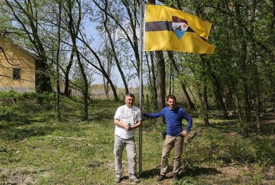 Liberland byl vyhláen 15. dubna na údajné zemi nikoho mezi Srbskem a...