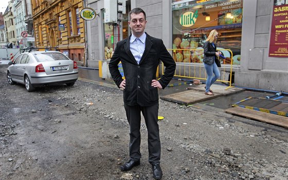 Rekonstrukce ostravské Nádraní ulice ubliuje majitelm obchod.