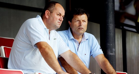 Miroslav Pelta (vlevo) a éf olomouckého klubu Josef Lébr